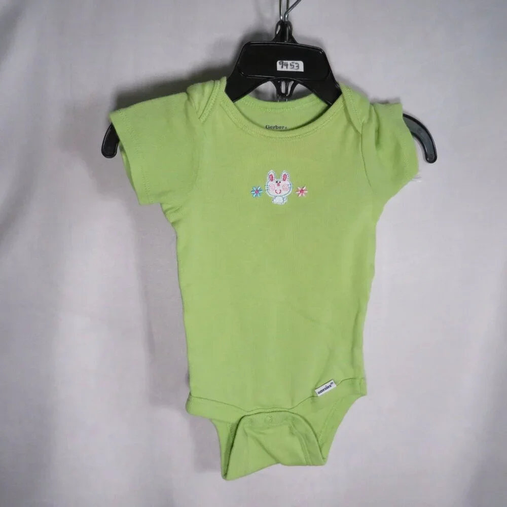 Baby Gerber Onesie with embroidered bunny rabbit 3-9mts